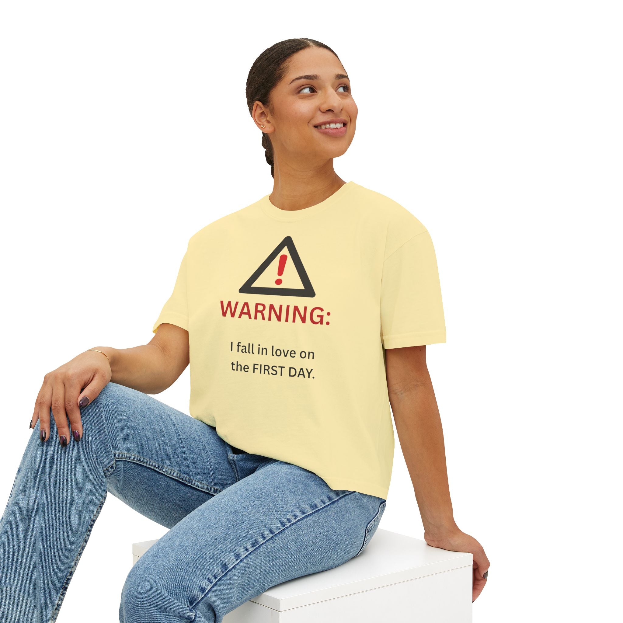 Warning I fall in love on the first day Tee | Women's Boxy Tee