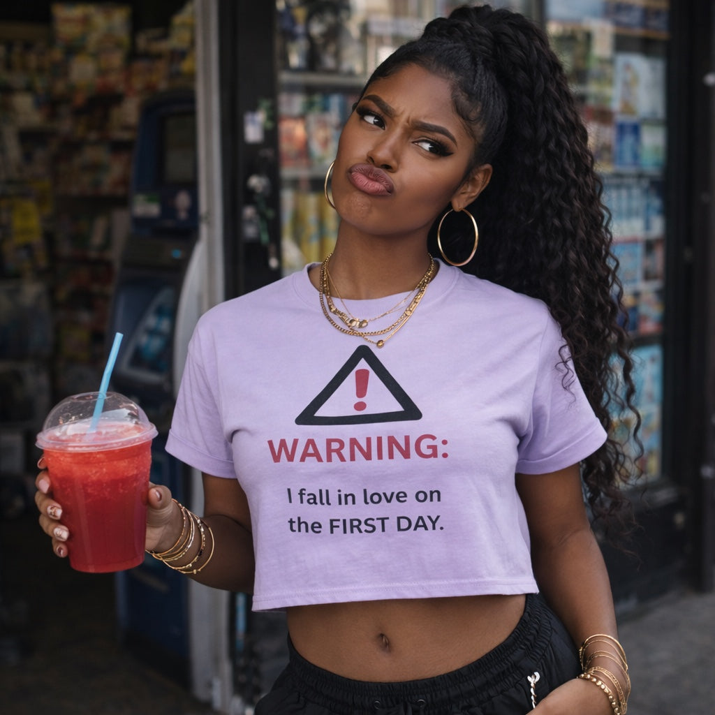 Warning I fall in love on the first day Tee | Women's Boxy Tee